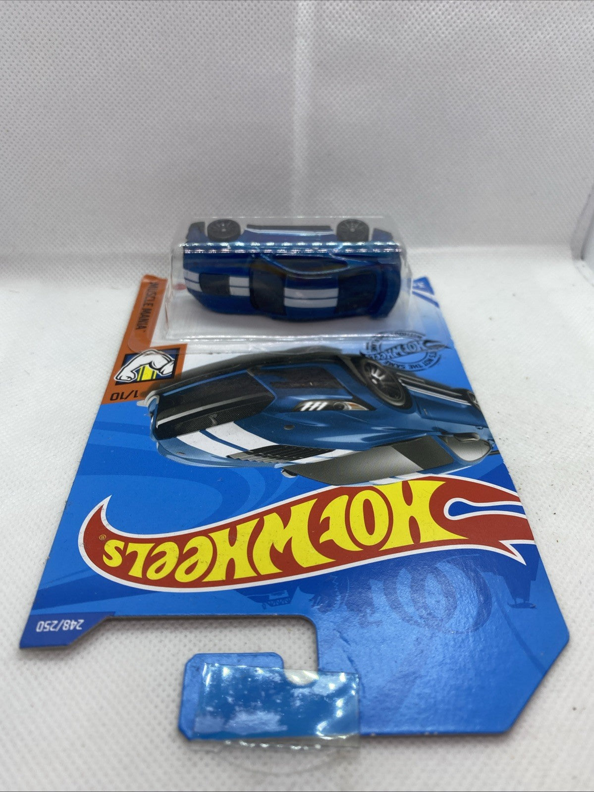 Hot Wheels Muscle Mania 2020 Ford Mustang Shelby GT500 car with card backing and blister