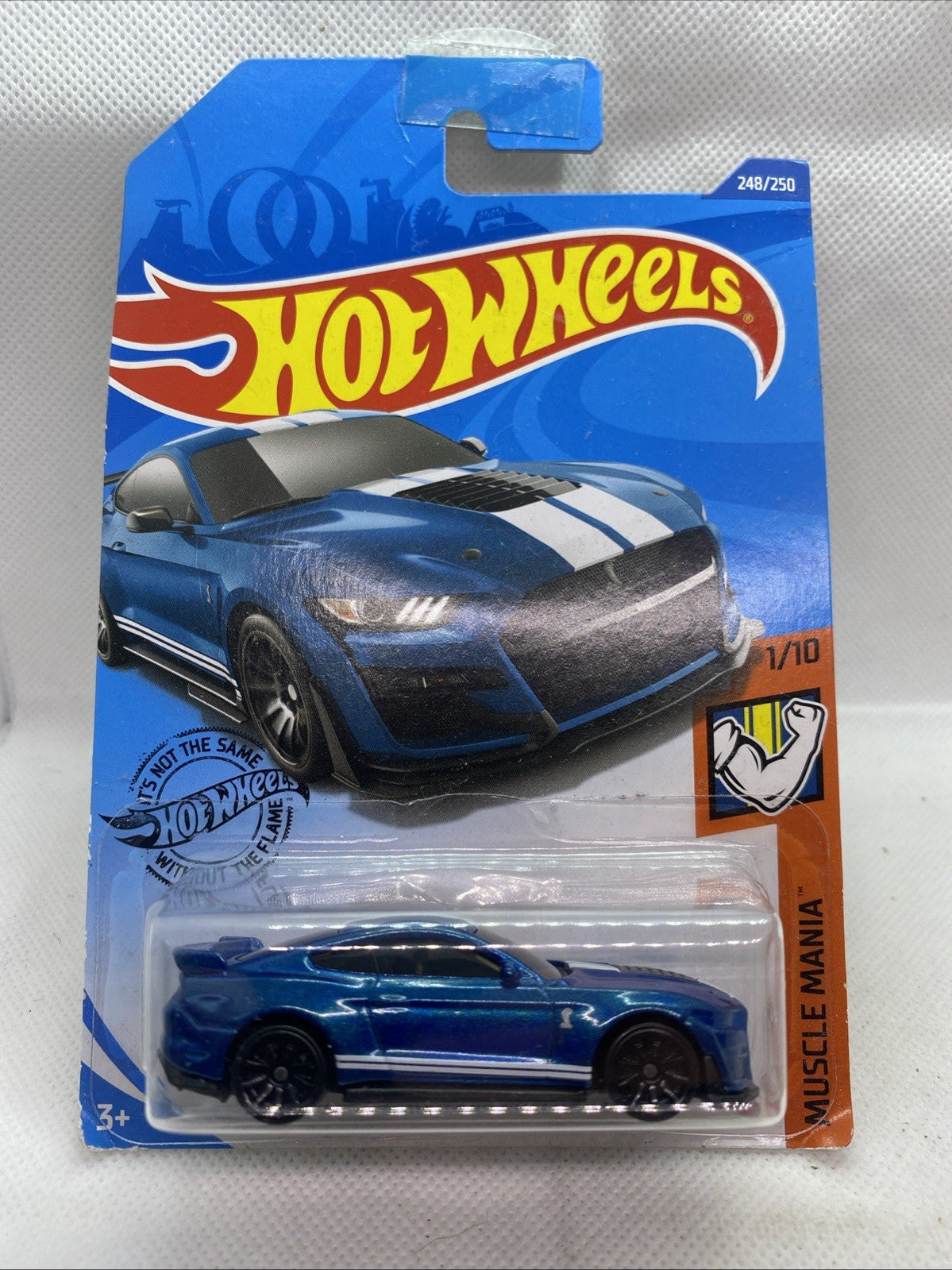 Hot Wheels Muscle Mania die-cast 2020 Ford Mustang Shelby GT500 in blue blister pack