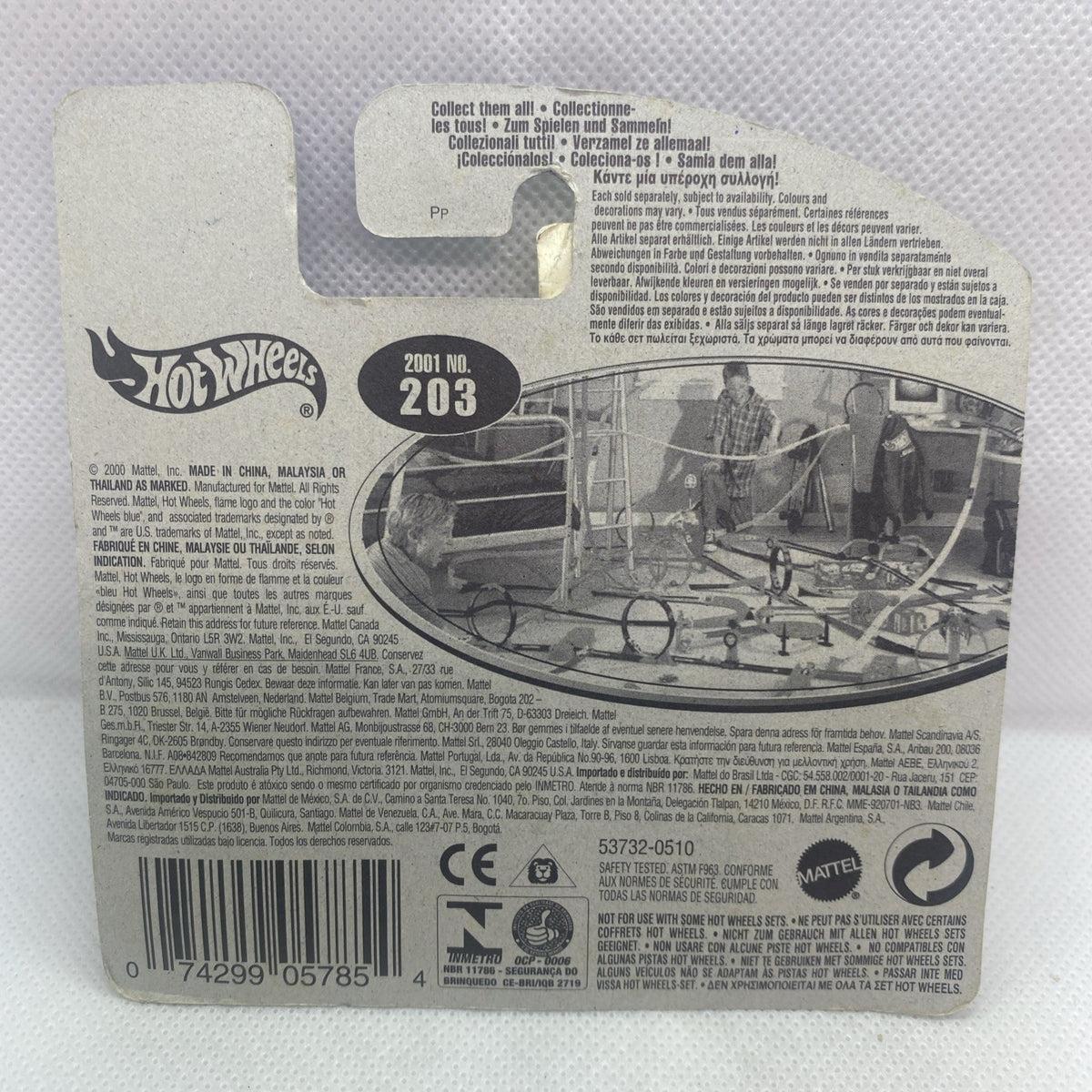 Hot Wheels Hooligan 2001 #203 card back with product info and CE icons