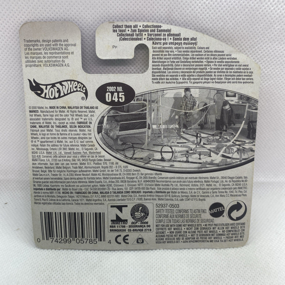 Hot Wheels #045 New Beetle First Editions blister pack back with barcode and text