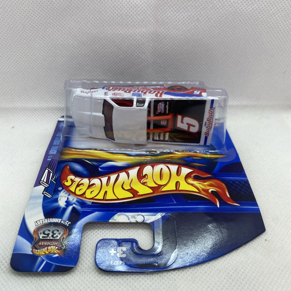 Hot Wheels sealed 2002 #095 Chevy Pro Stock Truck card with visible wheel and body