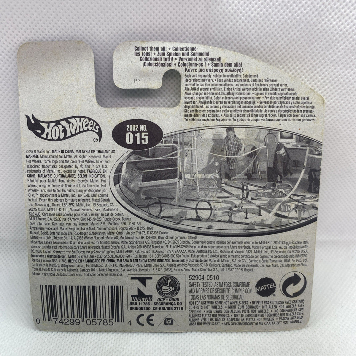 Hot Wheels 2002 No. 015 blister card back with printed details and barcode