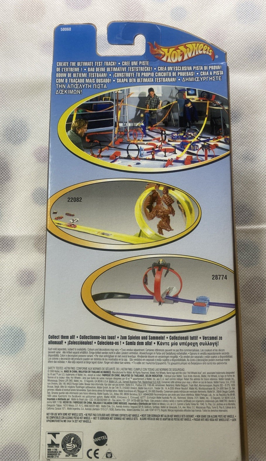 Hot Wheels rescue vehicle 5-pack box back with vehicle images and instructions