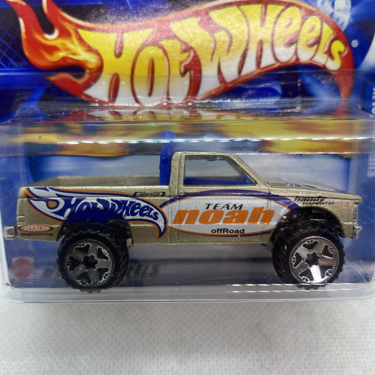 Hot Wheels Team Noah off-road truck close-up in clear blister, flame logo